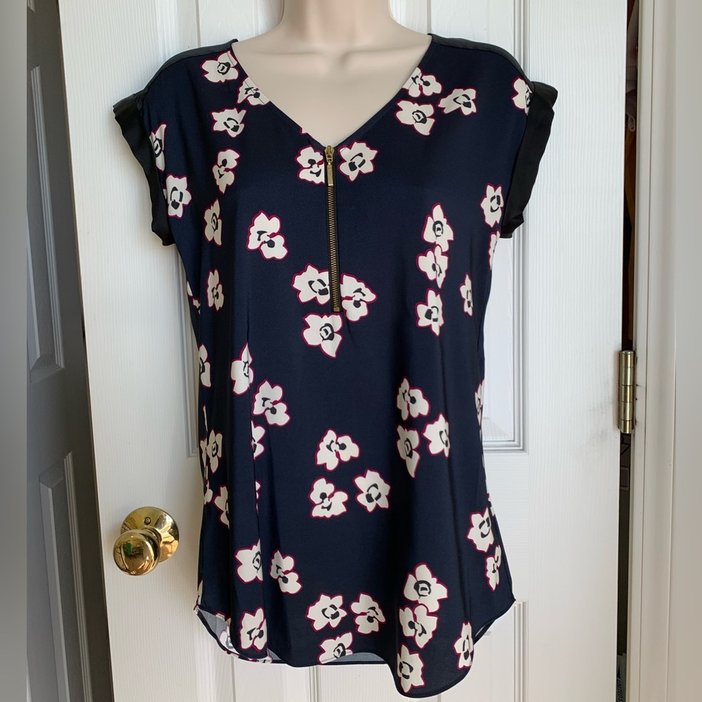Floral Navy Top with Zipper Detail